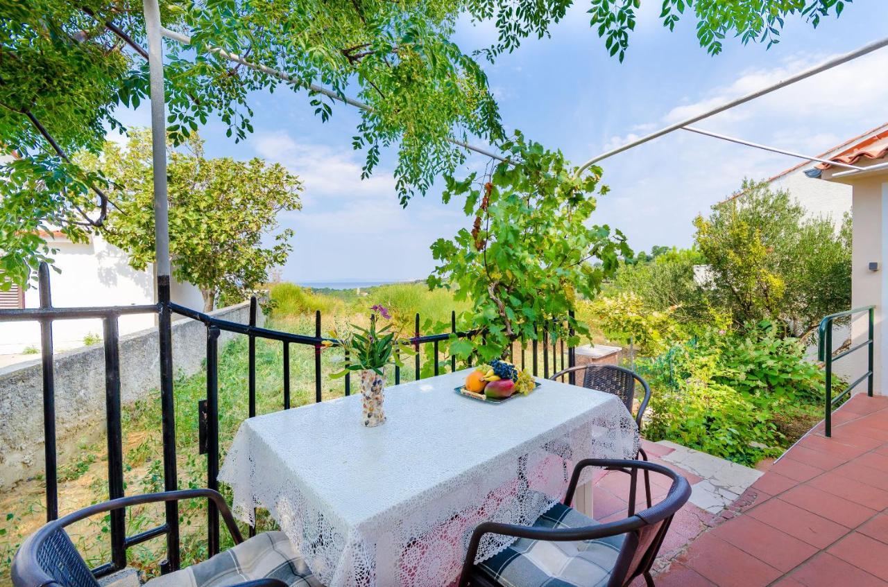 לופאר Apartments Sime מראה חיצוני תמונה