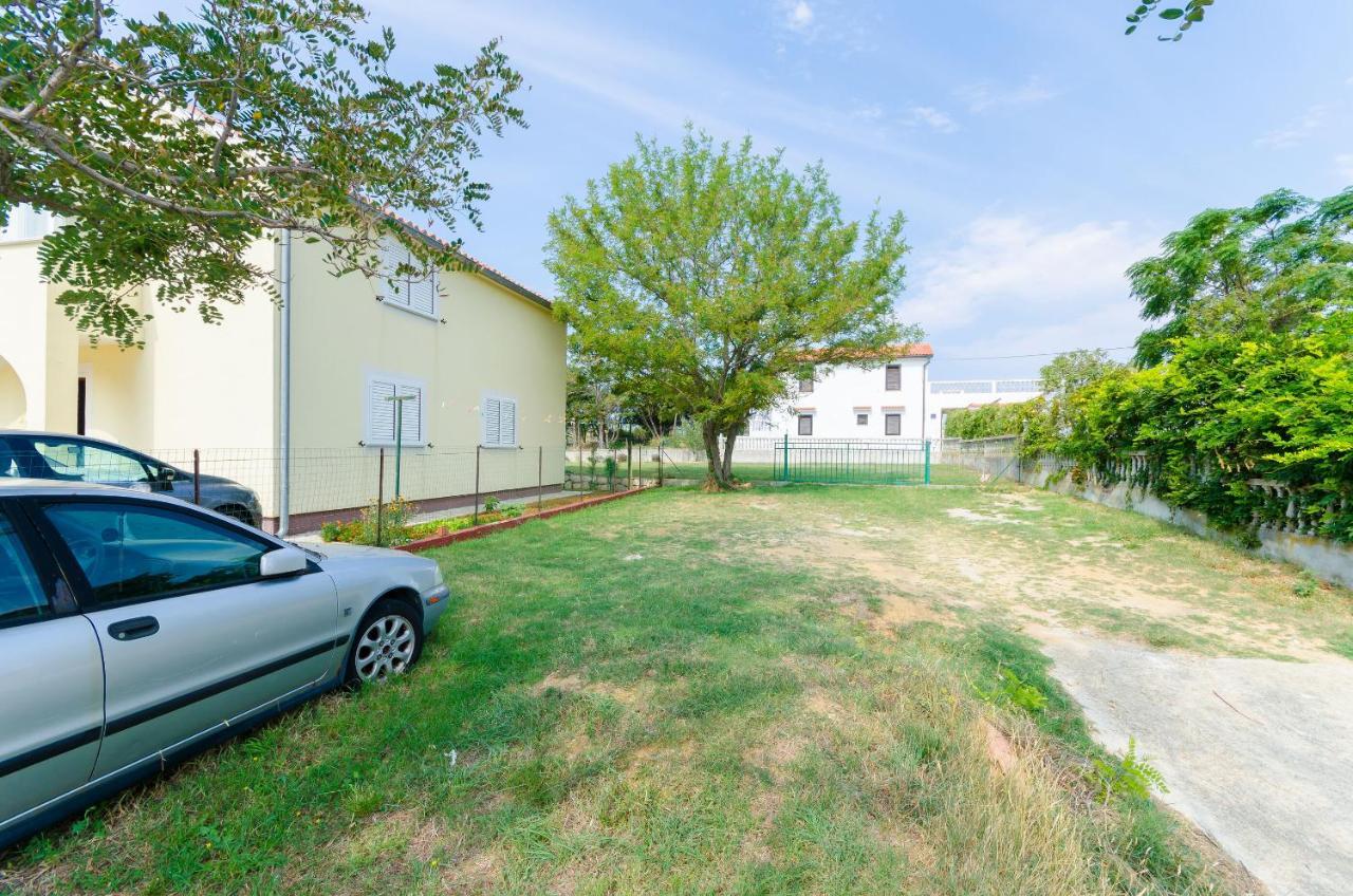 לופאר Apartments Sime מראה חיצוני תמונה