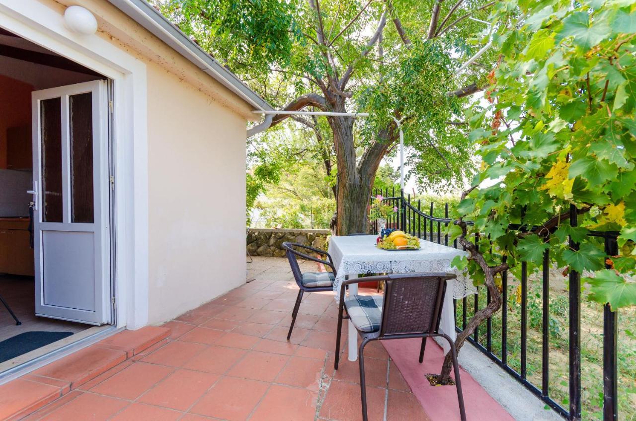 לופאר Apartments Sime מראה חיצוני תמונה